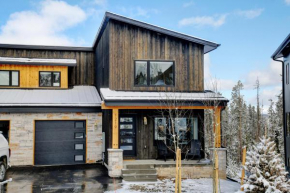 New Luxury Villa 1219 I Hot Tub I Peloton I Great Views I Best Price I FREE Adventures Daily